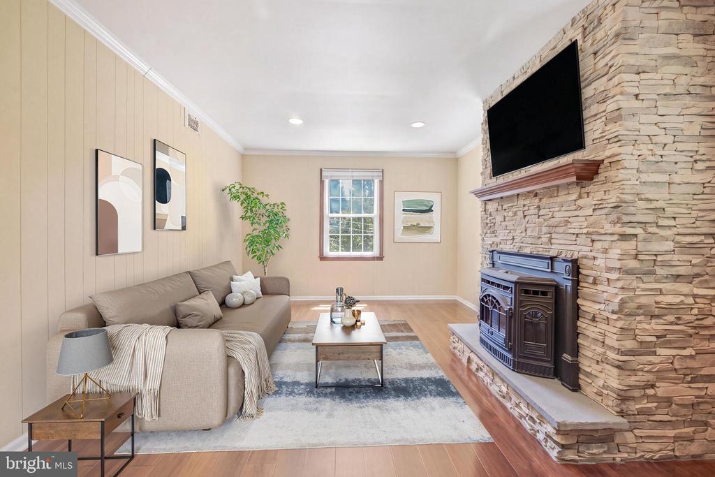 497 STEWART DRIVE