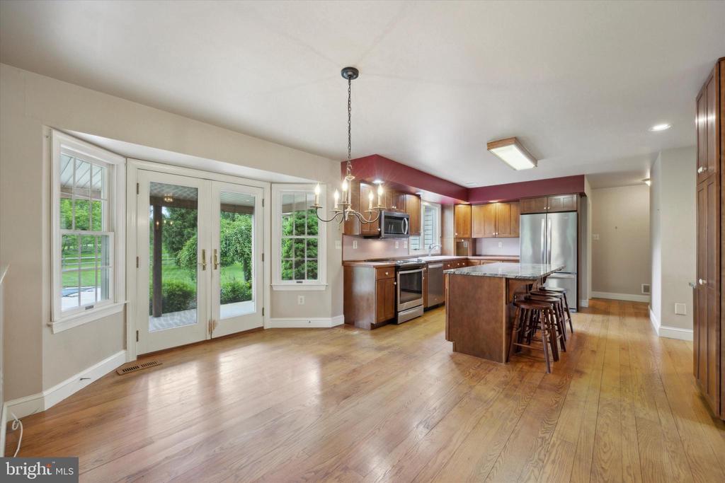 2041 SHEARER ROAD