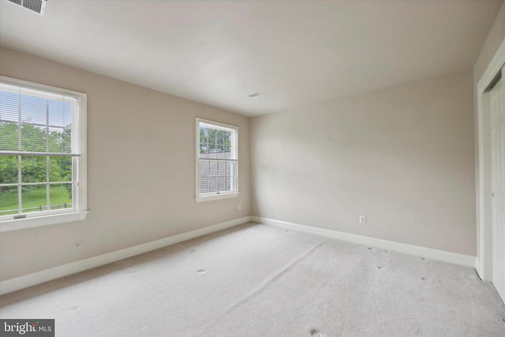2041 SHEARER ROAD
