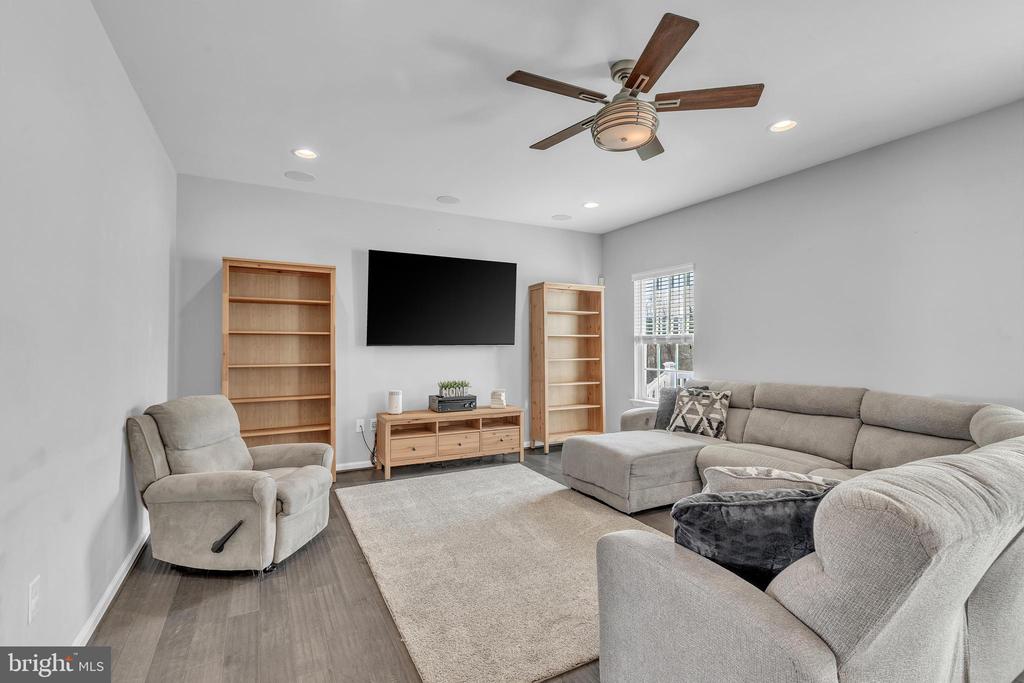 106 TALLOWOOD DRIVE