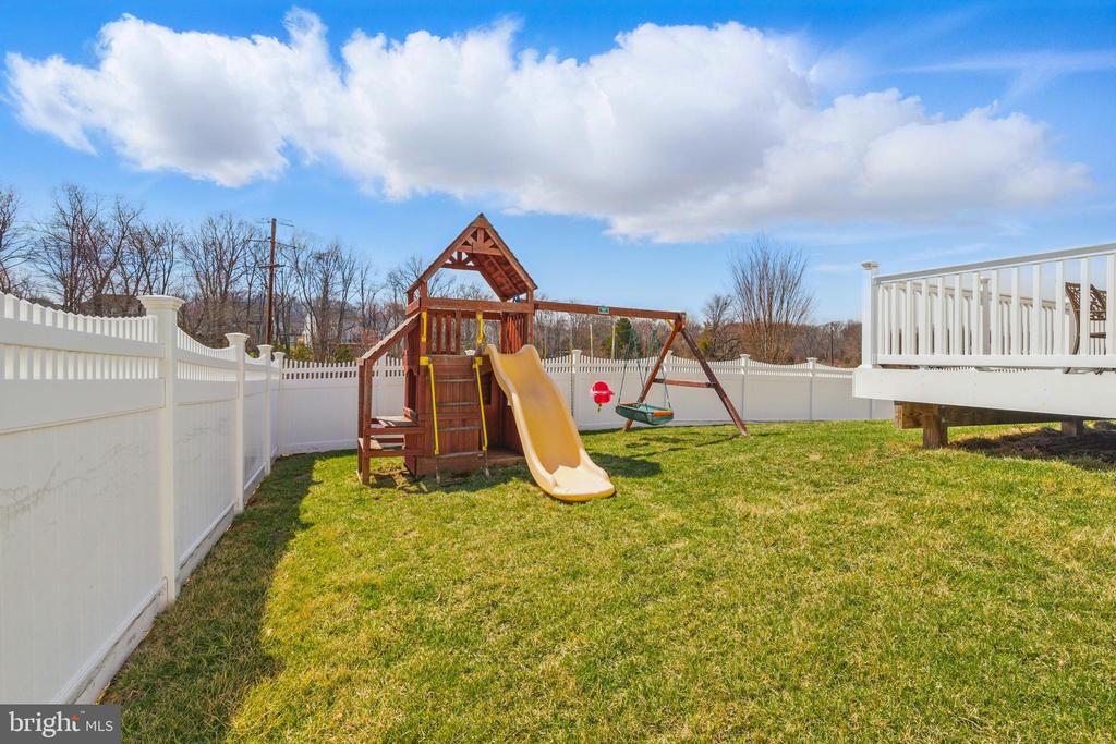 106 TALLOWOOD DRIVE