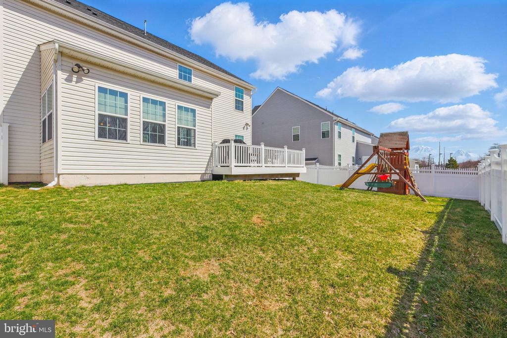 106 TALLOWOOD DRIVE