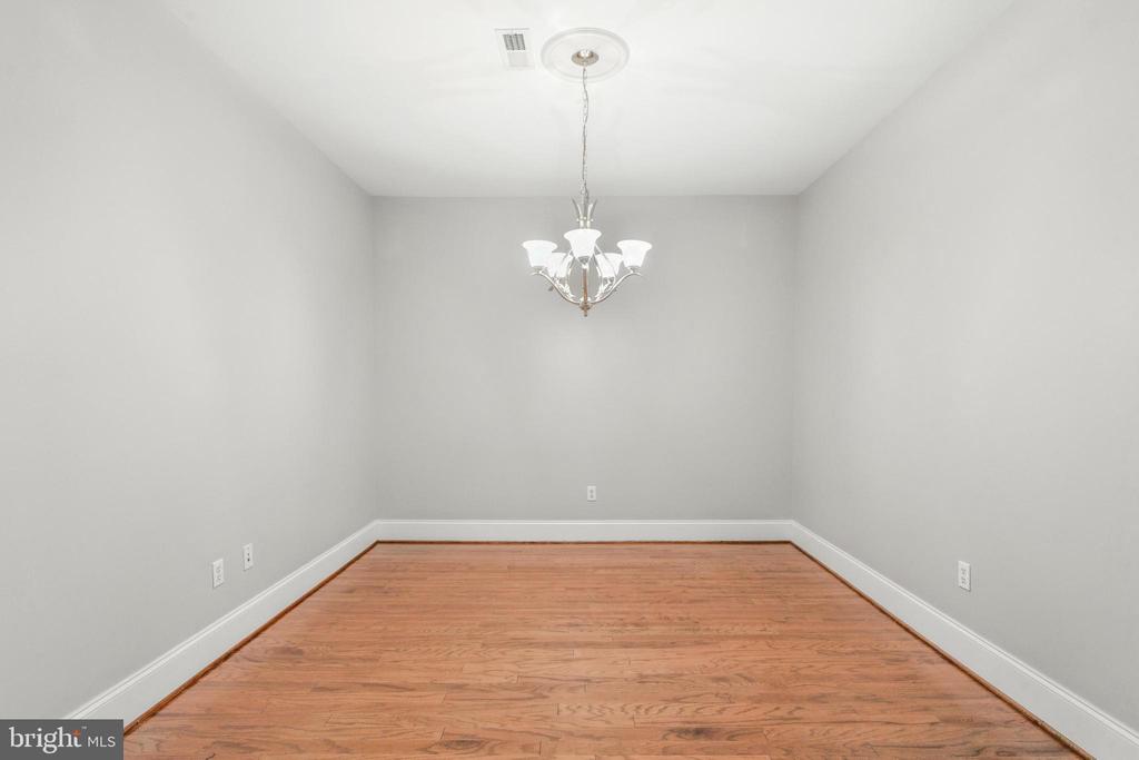 2461 MERRI CLAUDE DRIVE