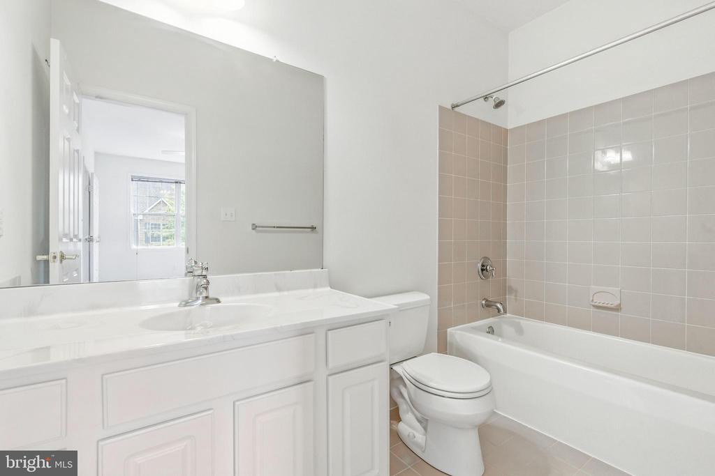 2461 MERRI CLAUDE DRIVE
