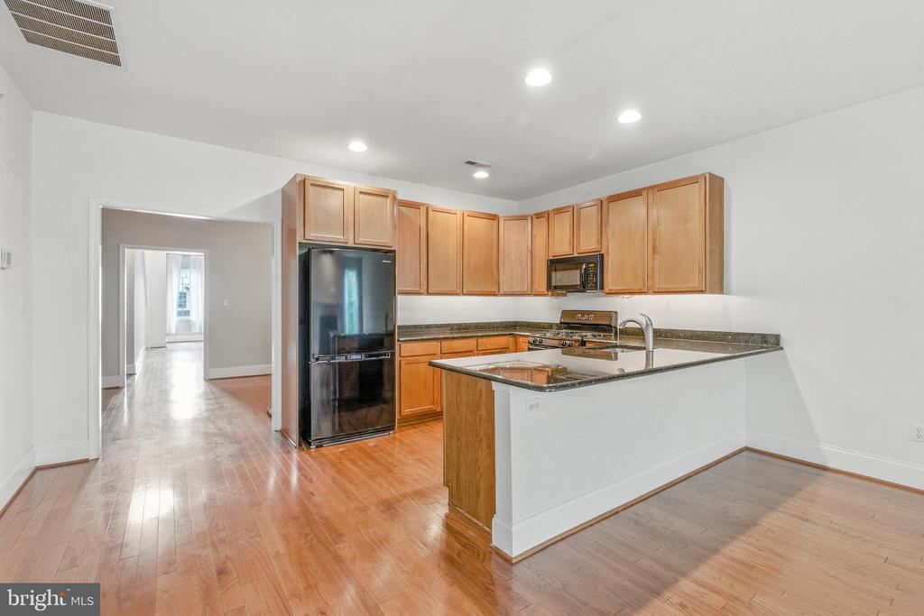 2461 MERRI CLAUDE DRIVE