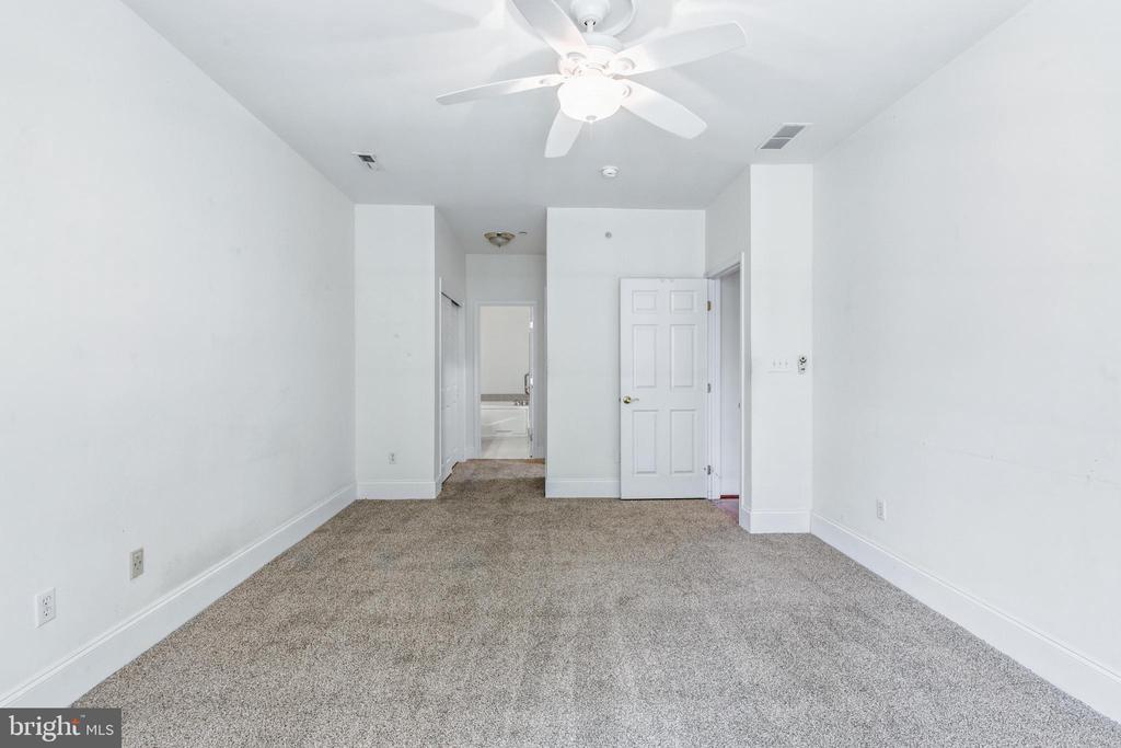 2461 MERRI CLAUDE DRIVE