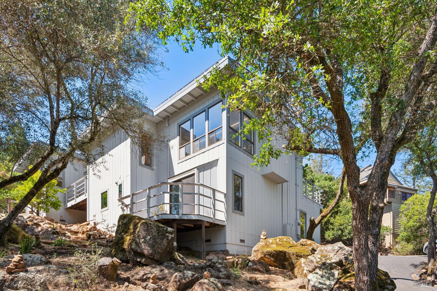 1475 Los Olivos Road