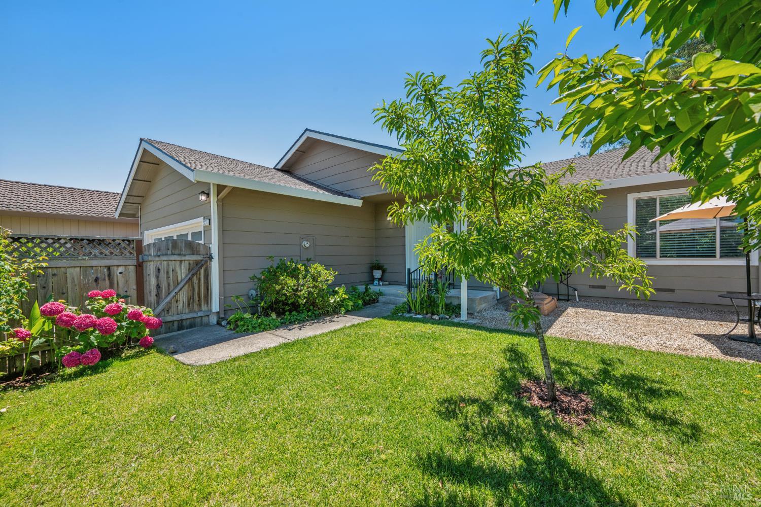 2321 Mandarin Lane