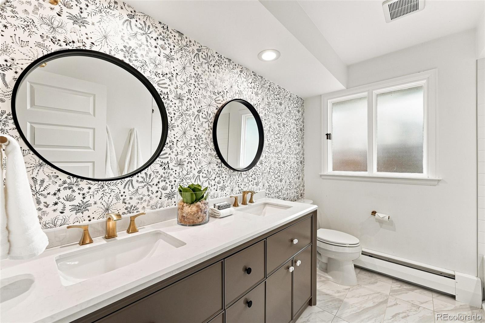 3945 S Jersey Street