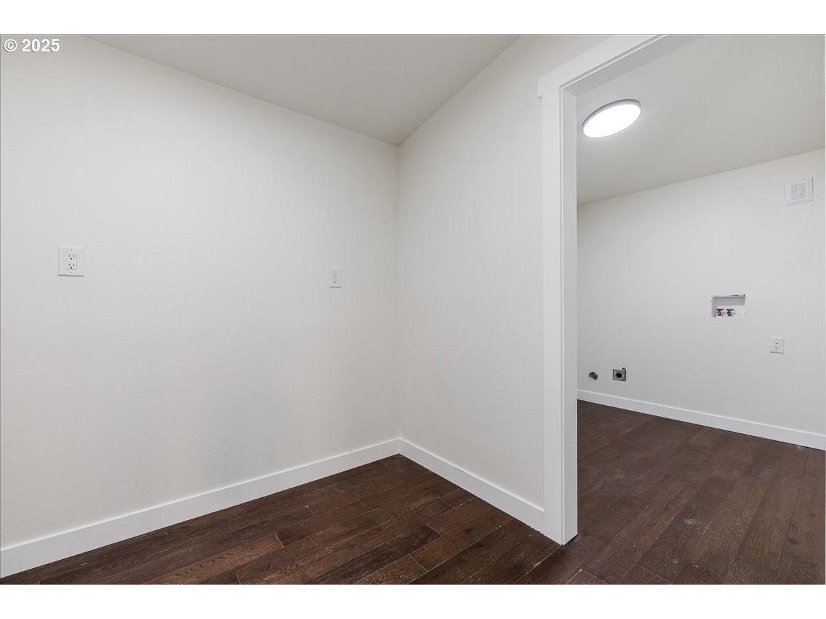 1432 NE 10TH AVE, McMinnville