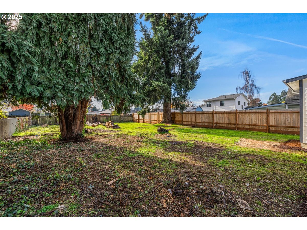 1432 NE 10TH AVE, McMinnville