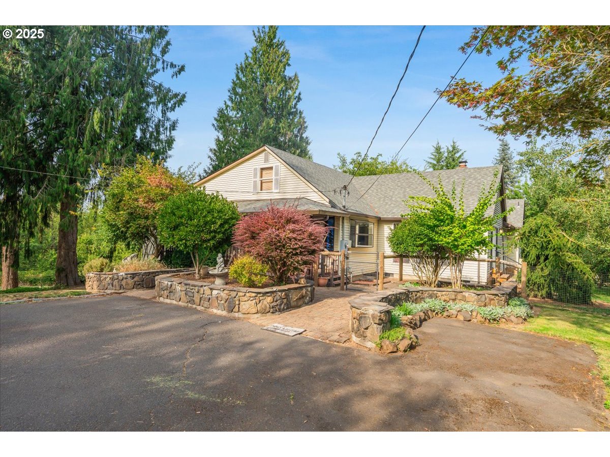2419 NE GRANDHAVEN ST, McMinnville