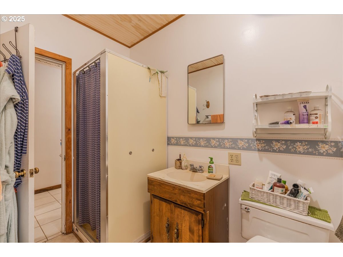 18175 NE BALD PEAK RD, Newberg