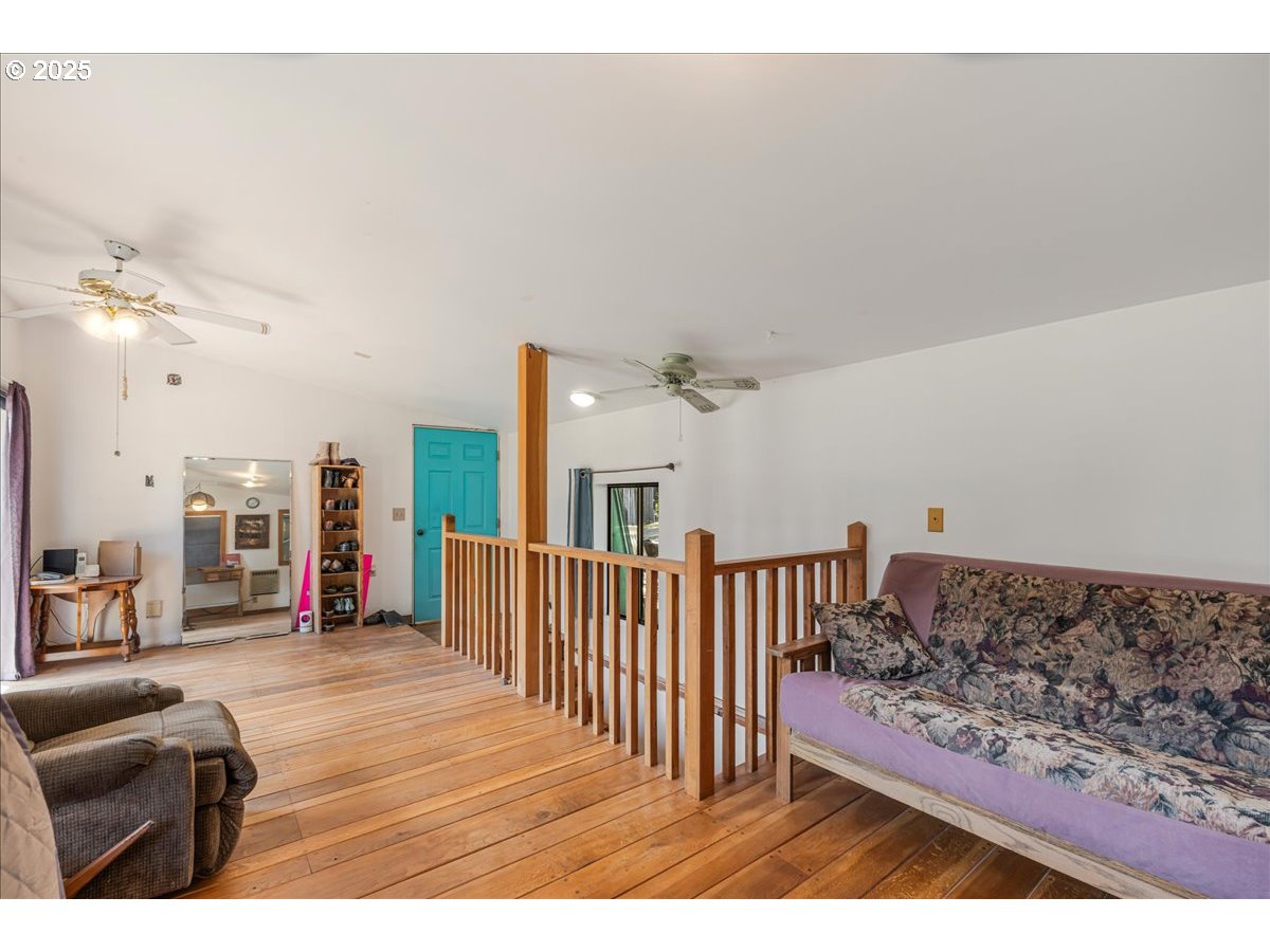 18175 NE BALD PEAK RD, Newberg