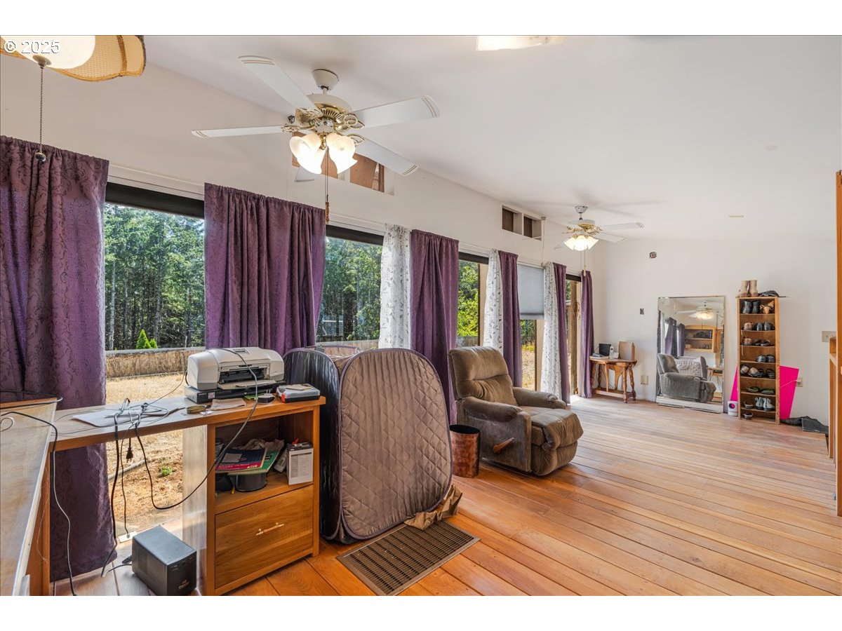 18175 NE BALD PEAK RD, Newberg