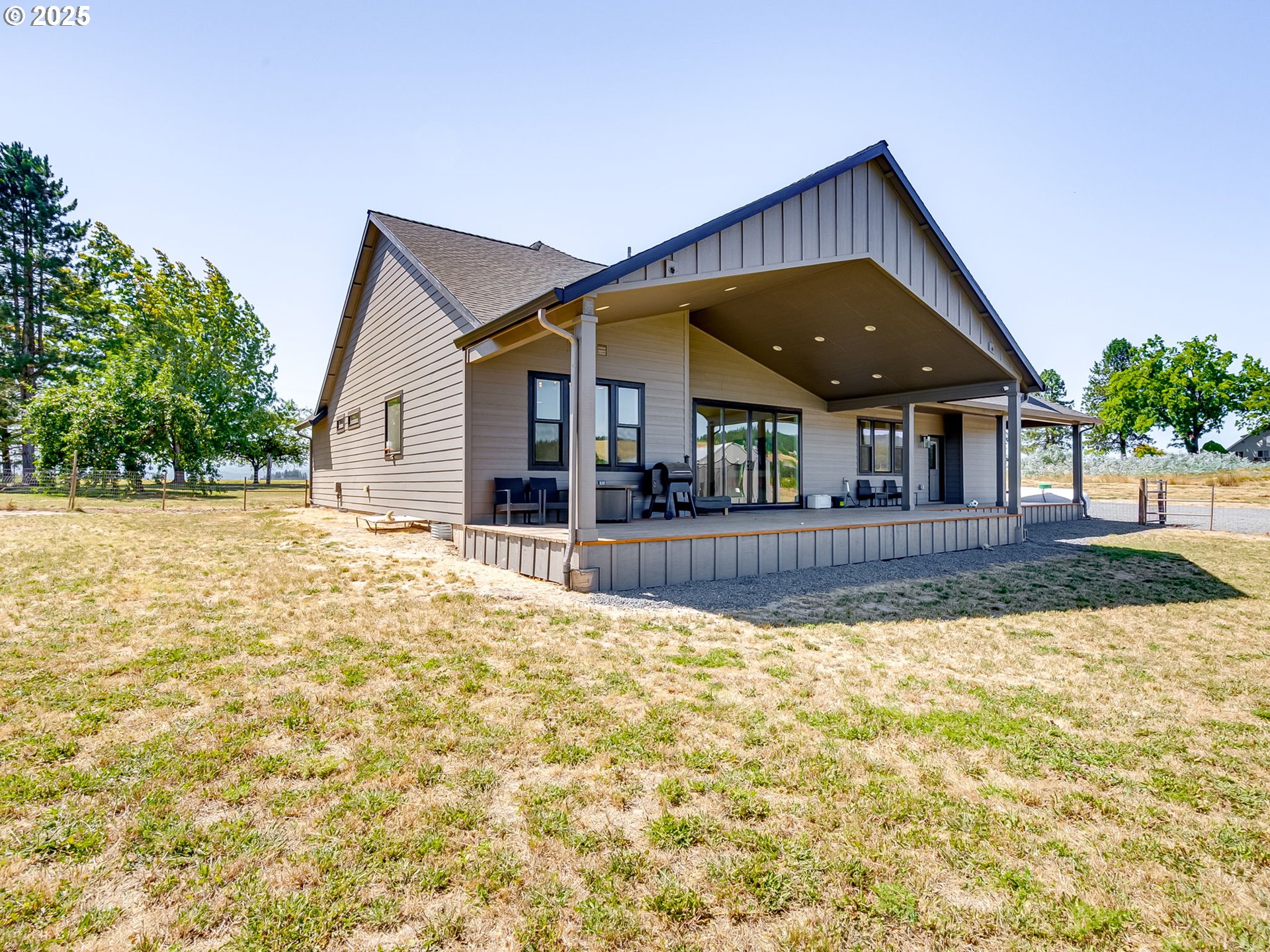5220 NE DUNIWAY RD