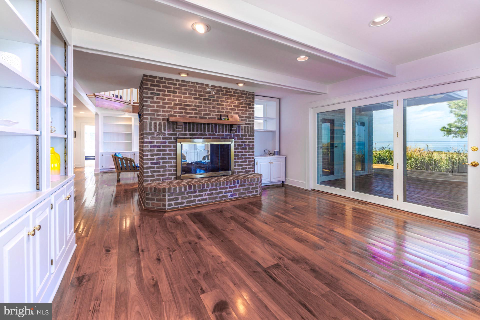5032 Black Walnut Point ROAD