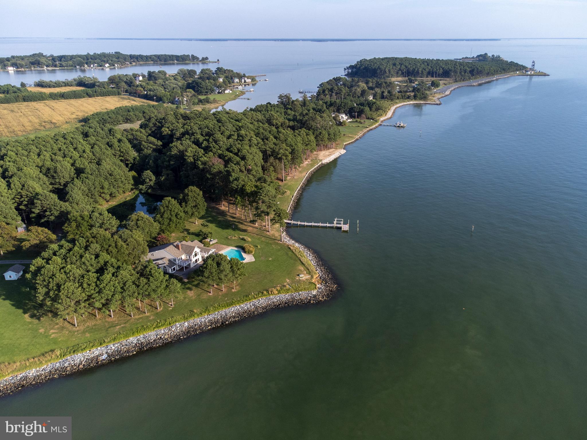 5032 Black Walnut Point ROAD