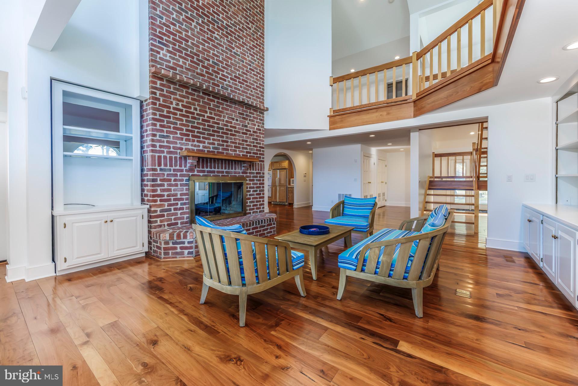 5032 Black Walnut Point ROAD