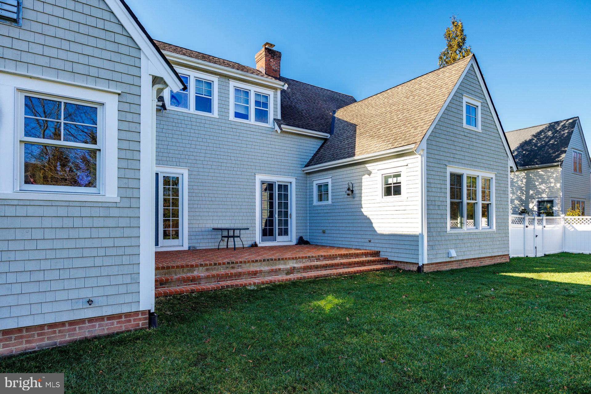 7097 Magdalene Ct