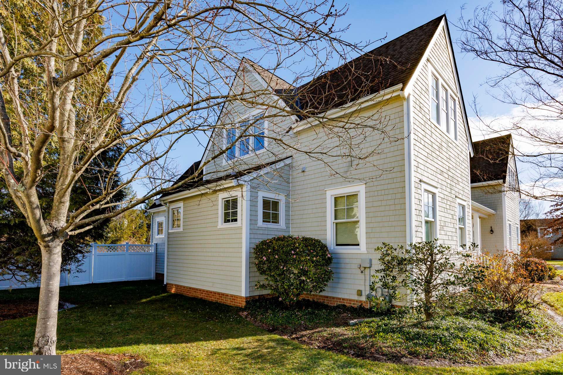 7097 Magdalene Ct