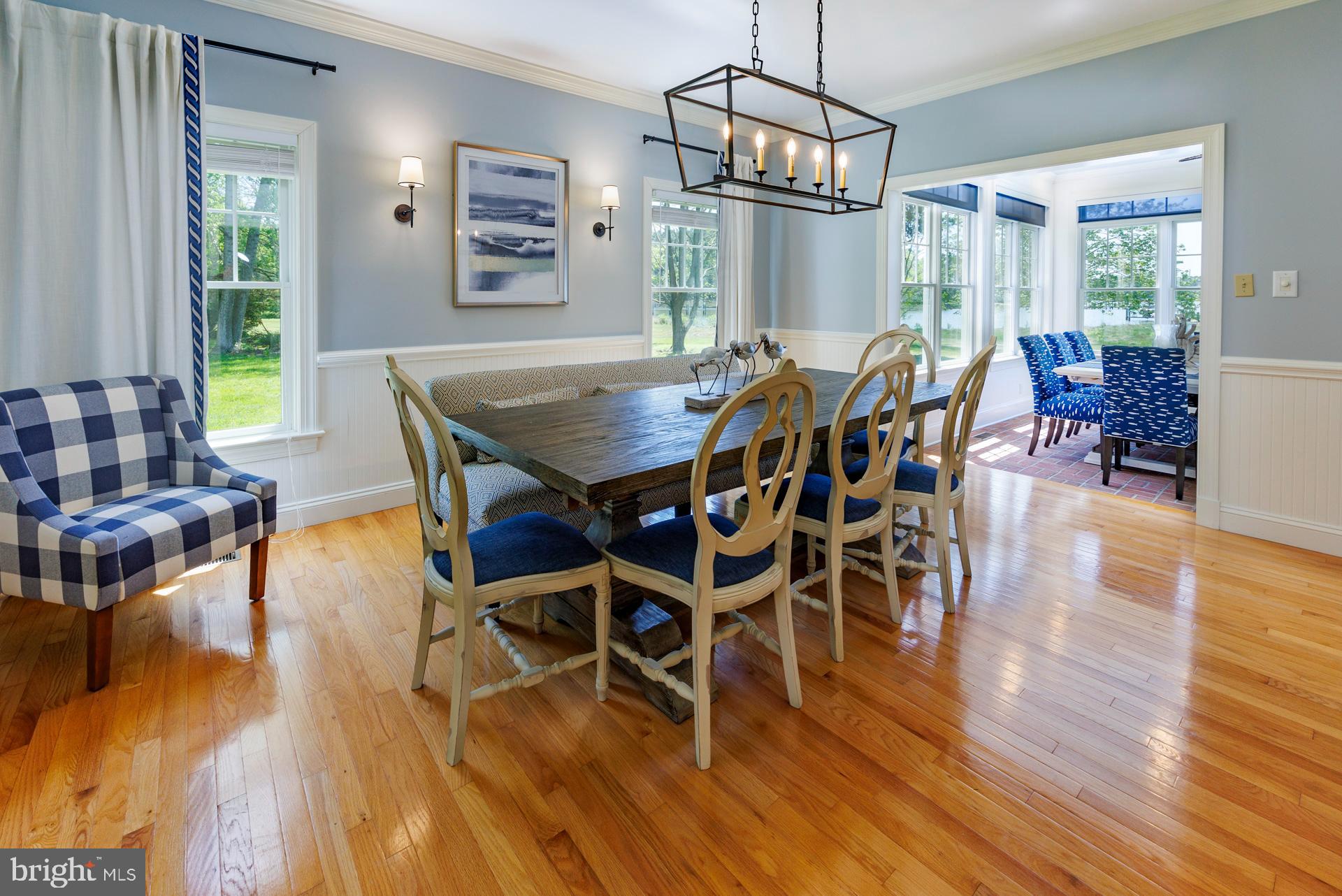 6694 Hopkins Neck Rd