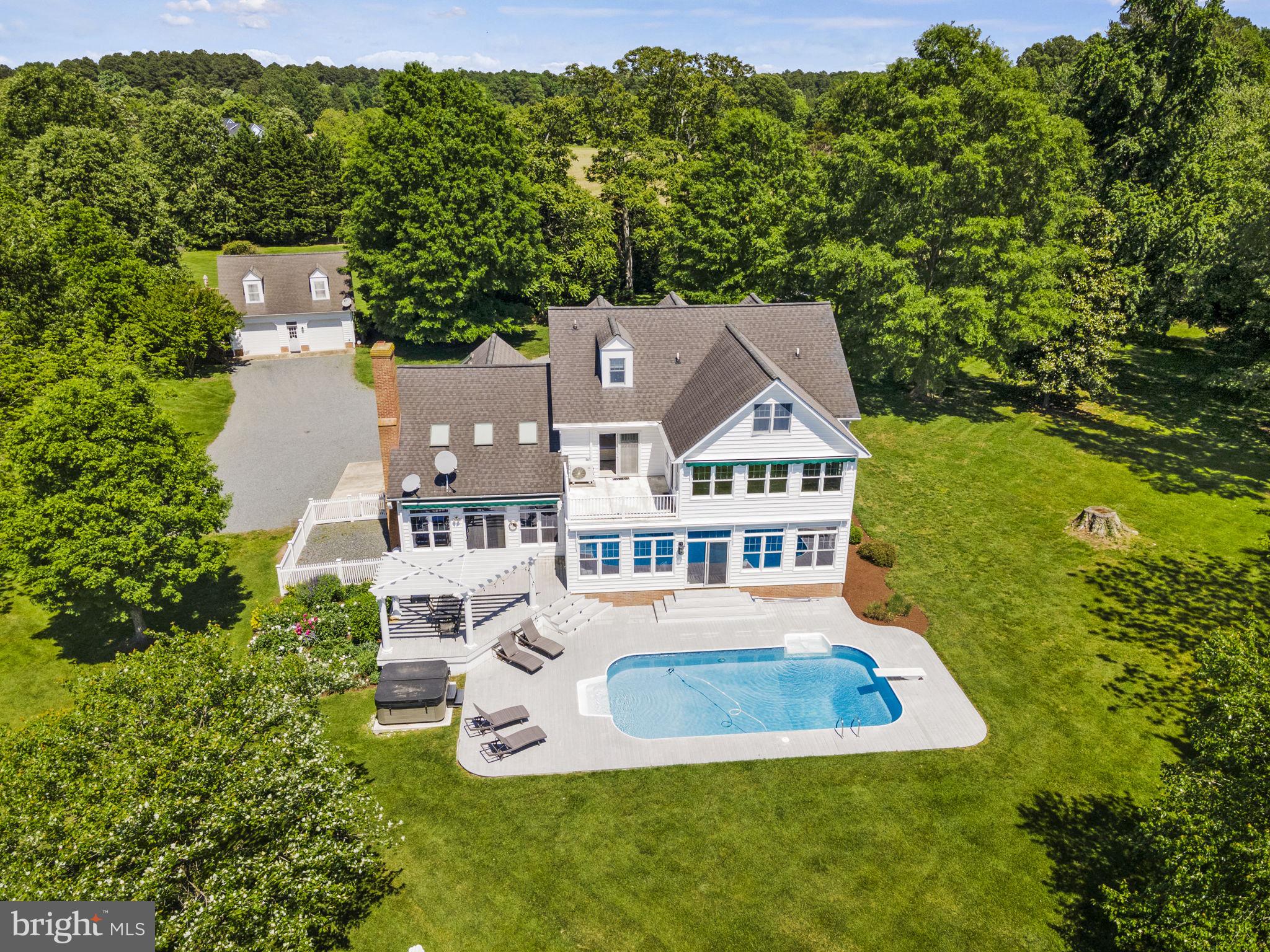 6694 Hopkins Neck Rd