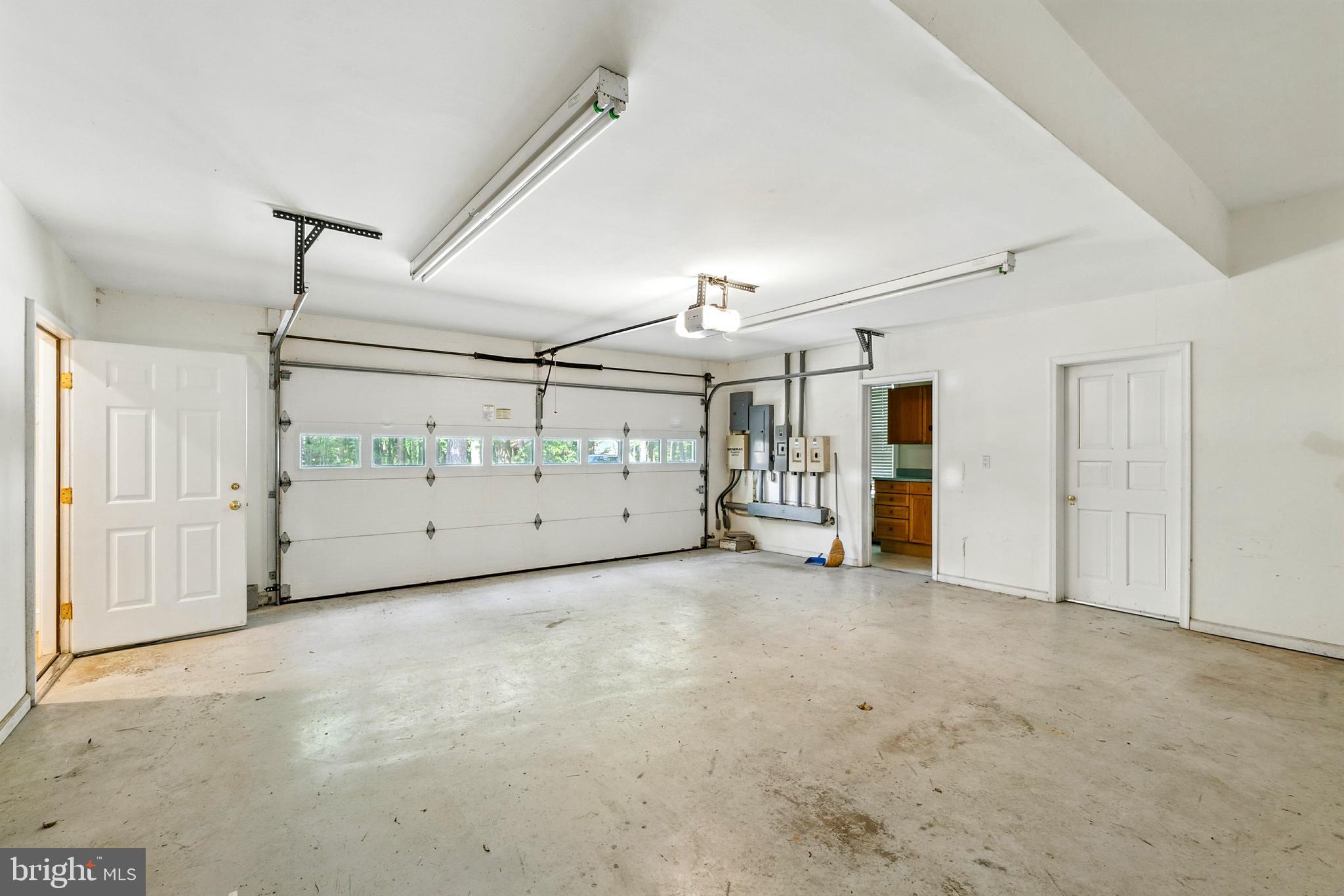 27873 le Gates Cove Rd