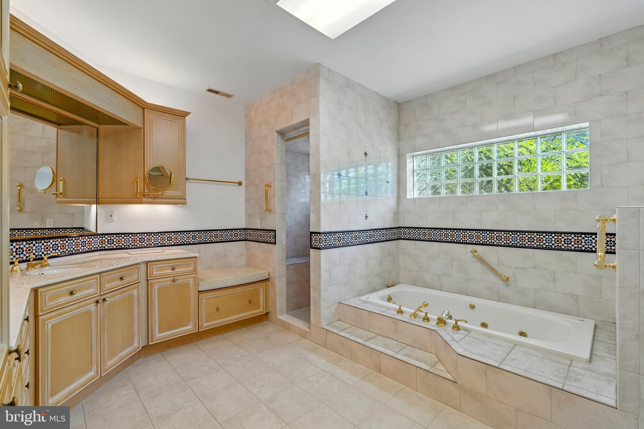 27873 le Gates Cove Rd