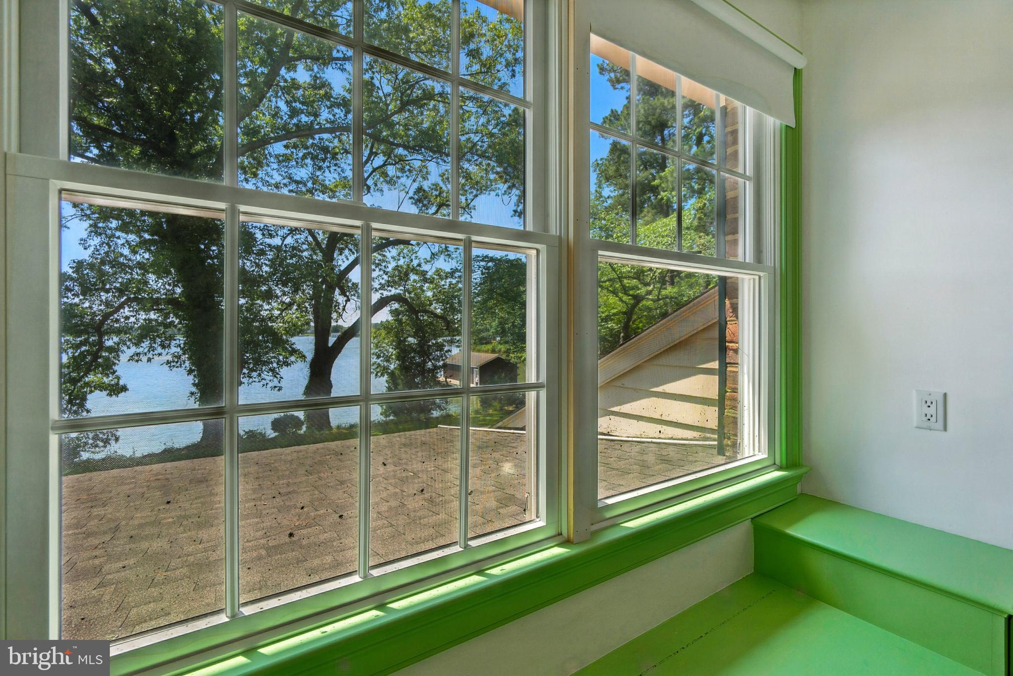 27873 le Gates Cove Rd