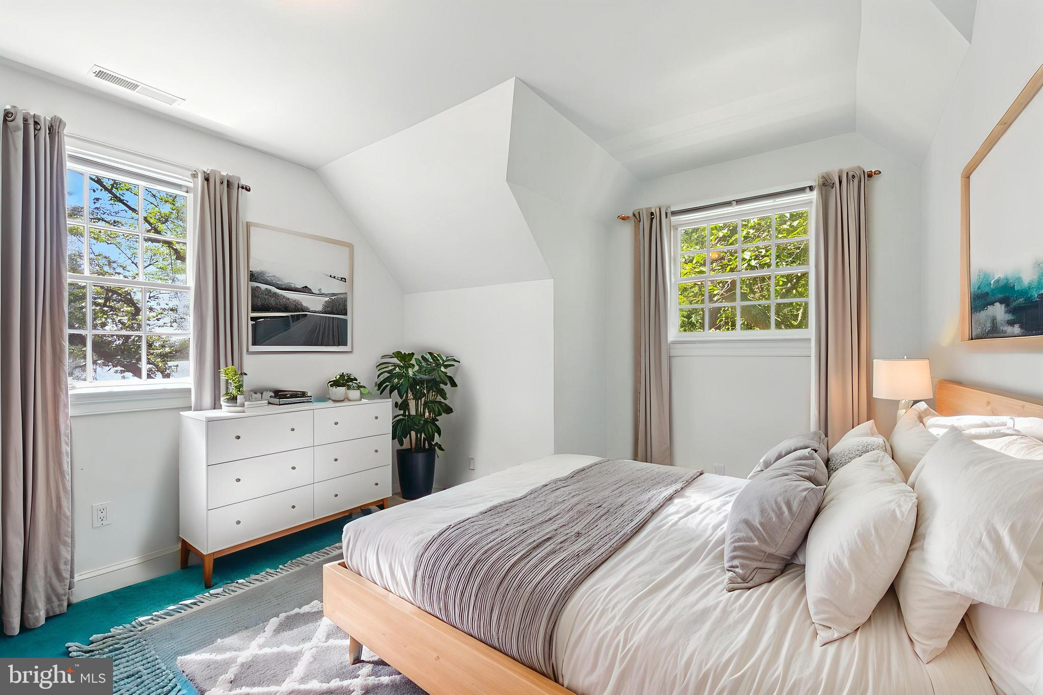 27873 le Gates Cove Rd