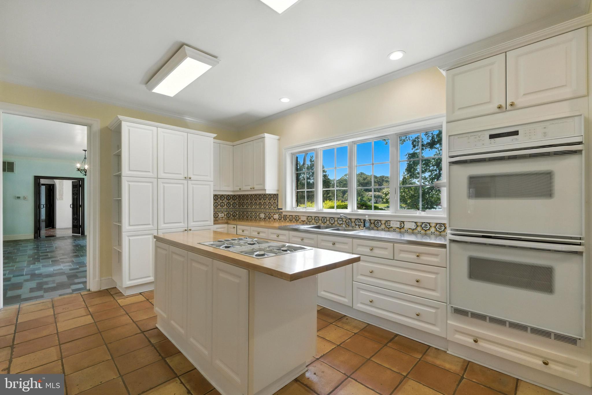 27873 le Gates Cove Rd