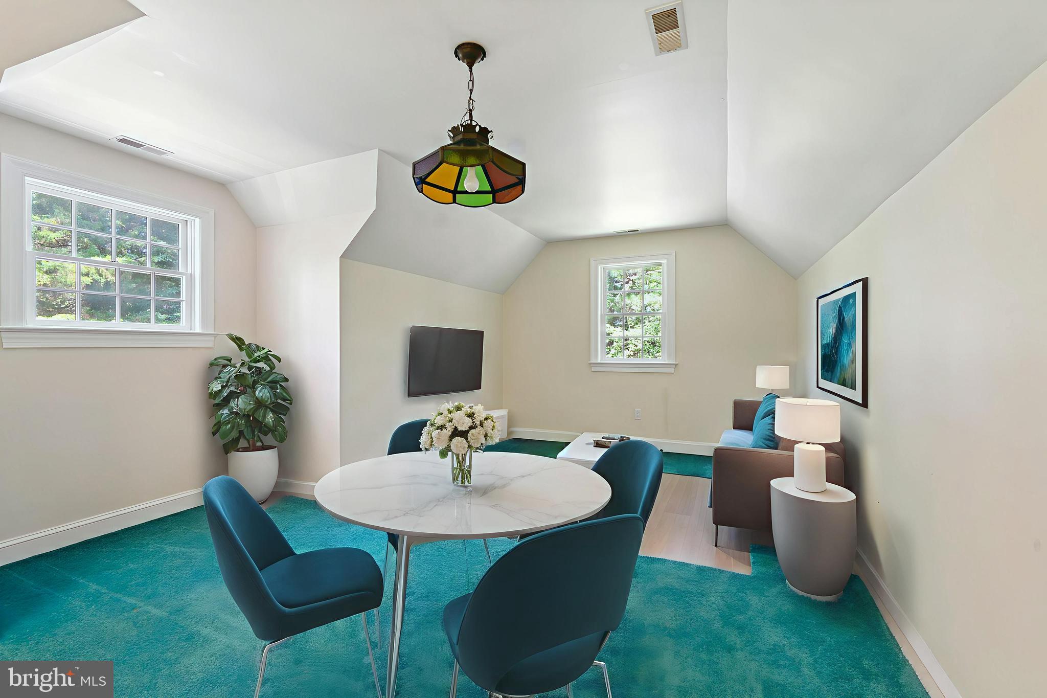 27873 le Gates Cove Rd