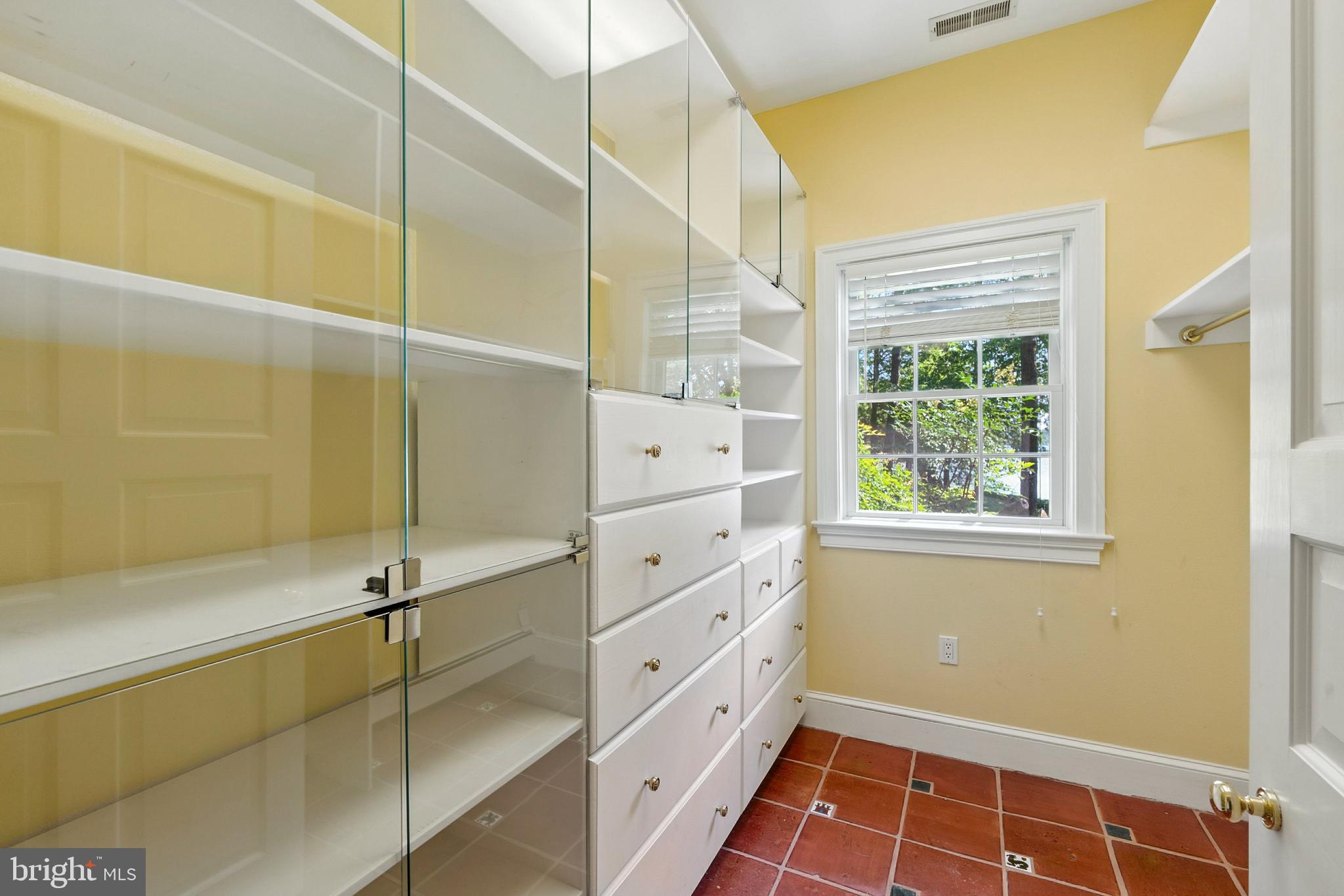 27873 le Gates Cove Rd