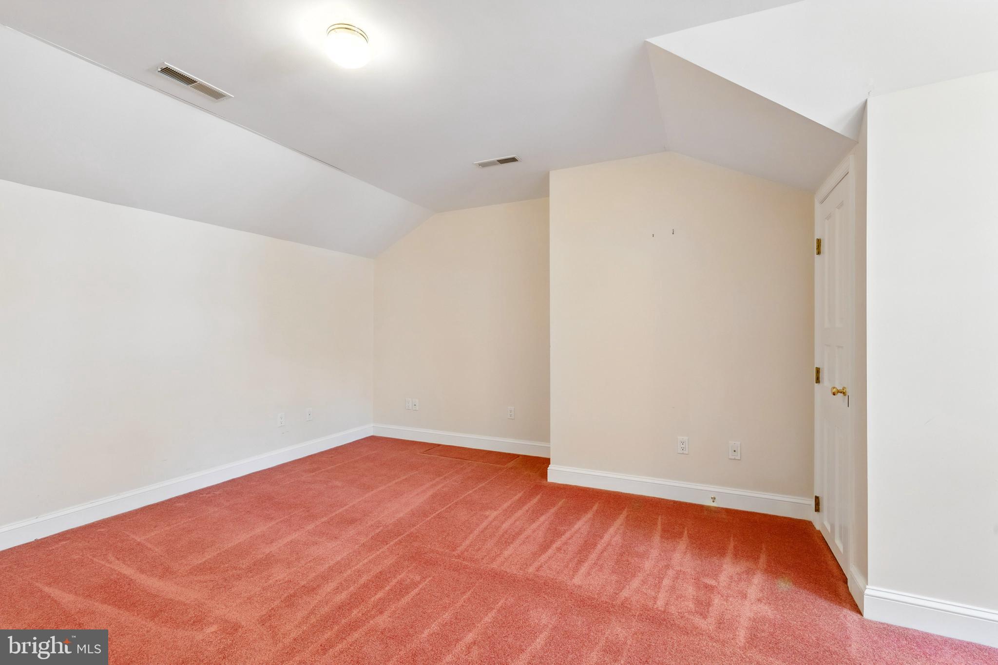 27873 le Gates Cove Rd