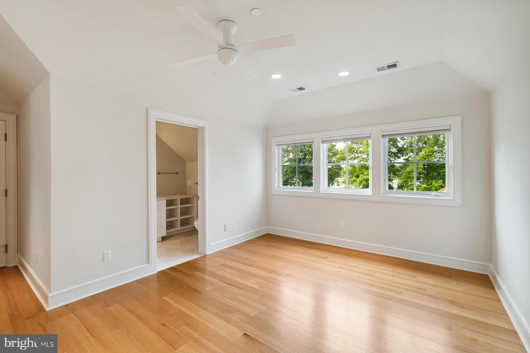 7090 Cooper Point Rd