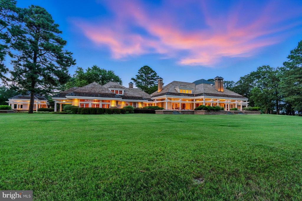 7090 Cooper Point Rd