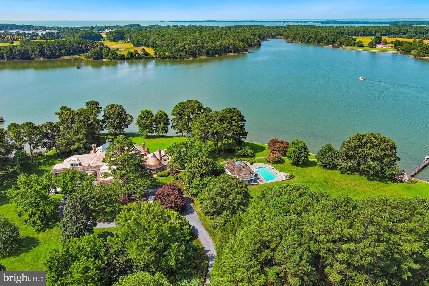 7090 Cooper Point Rd