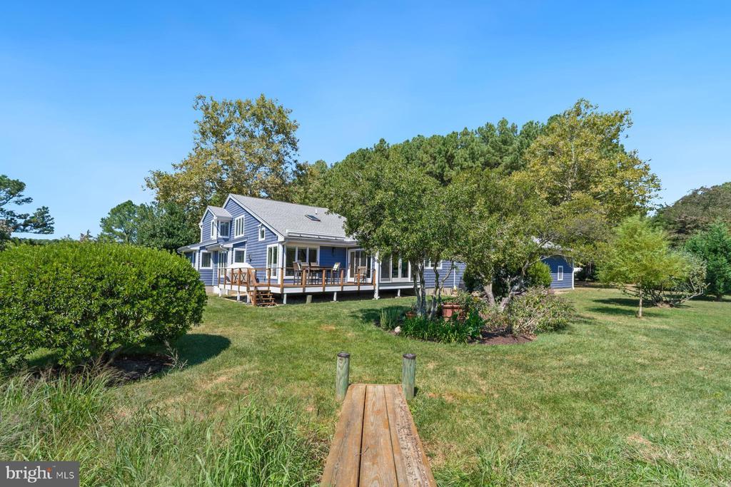 8095 CHURCH NECK ROAD
