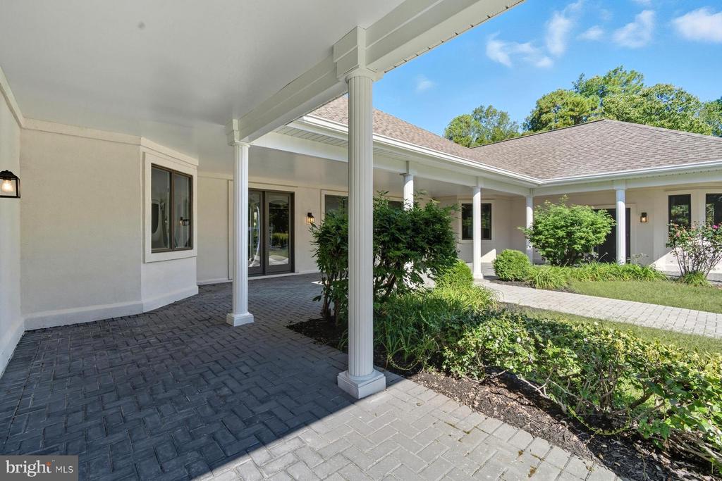 9171 DEEPWATER POINT RD ROAD