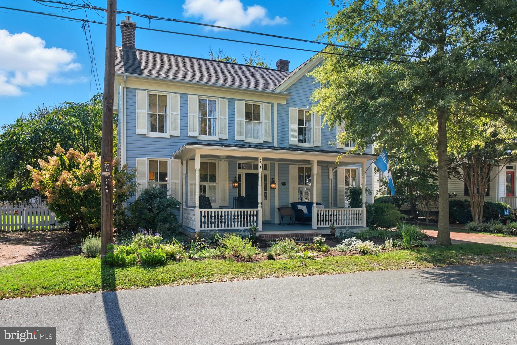 204 MULBERRY STREET