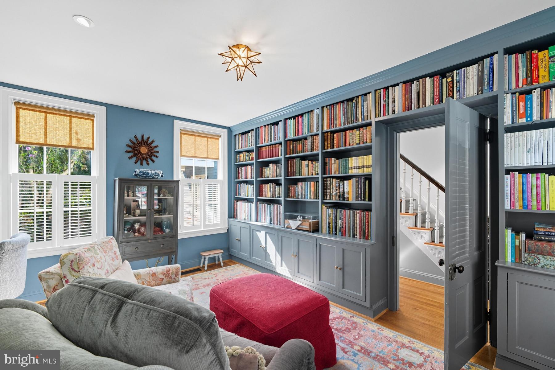 204 MULBERRY STREET