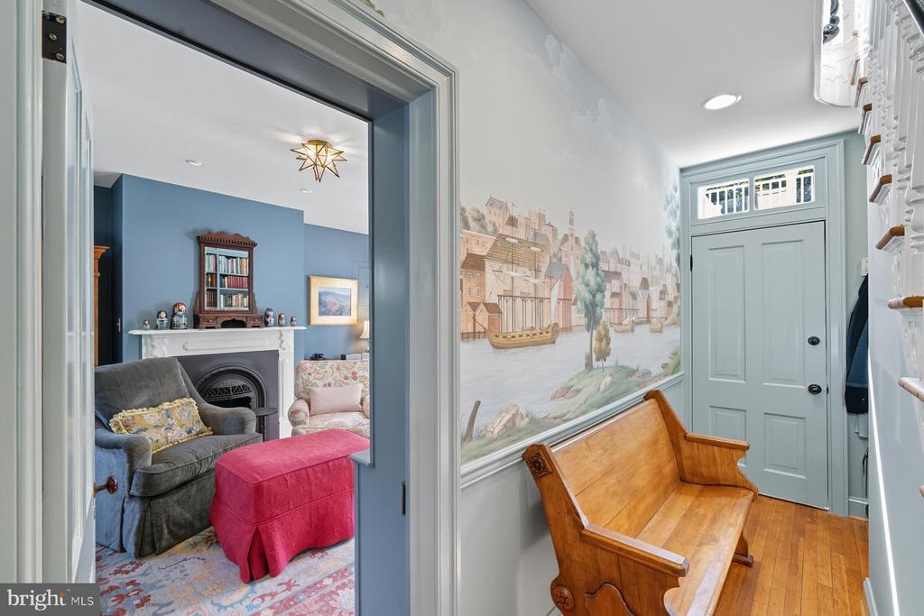 204 MULBERRY STREET