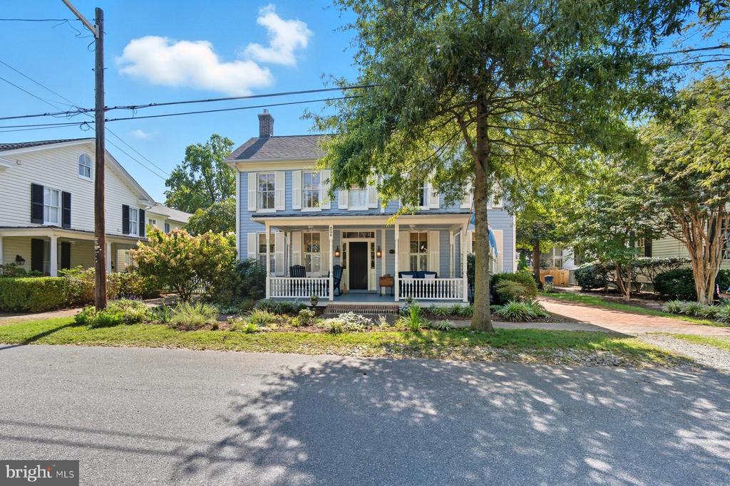 204 MULBERRY STREET