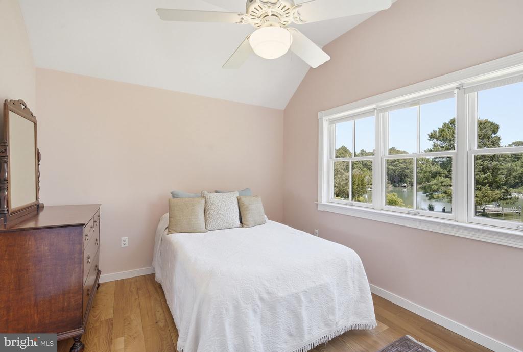 26226 LANGS LANDING ROAD