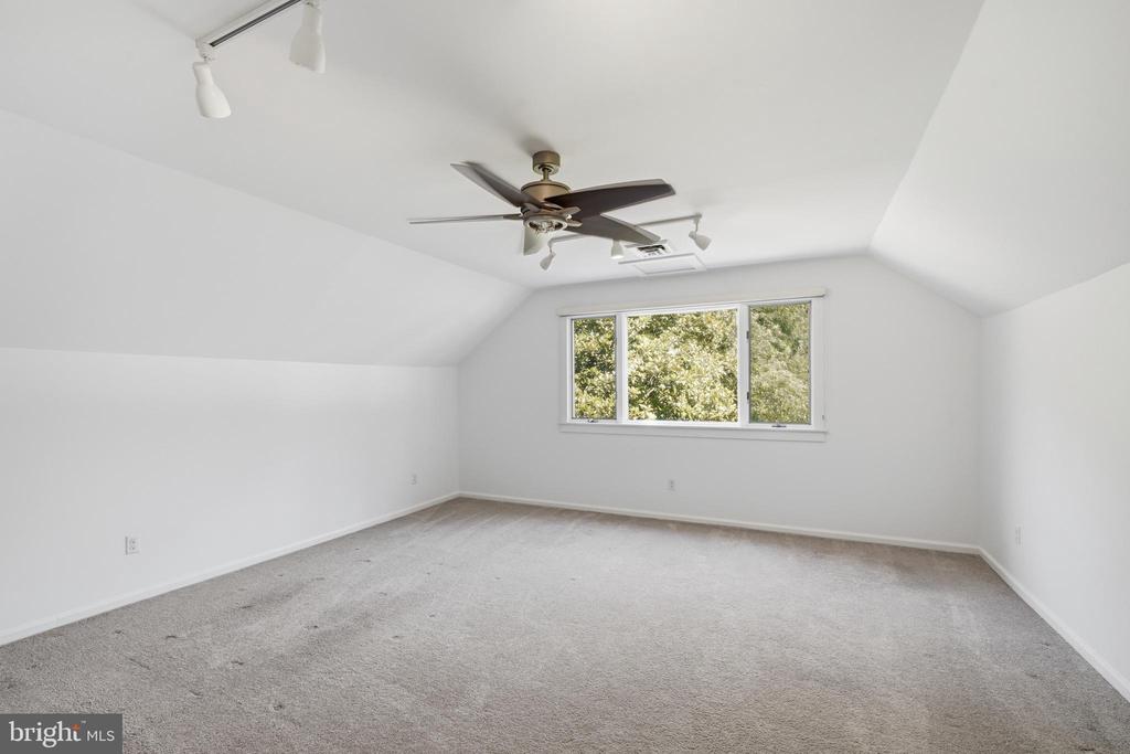 26279 DEEP WATER HARBOR ROAD