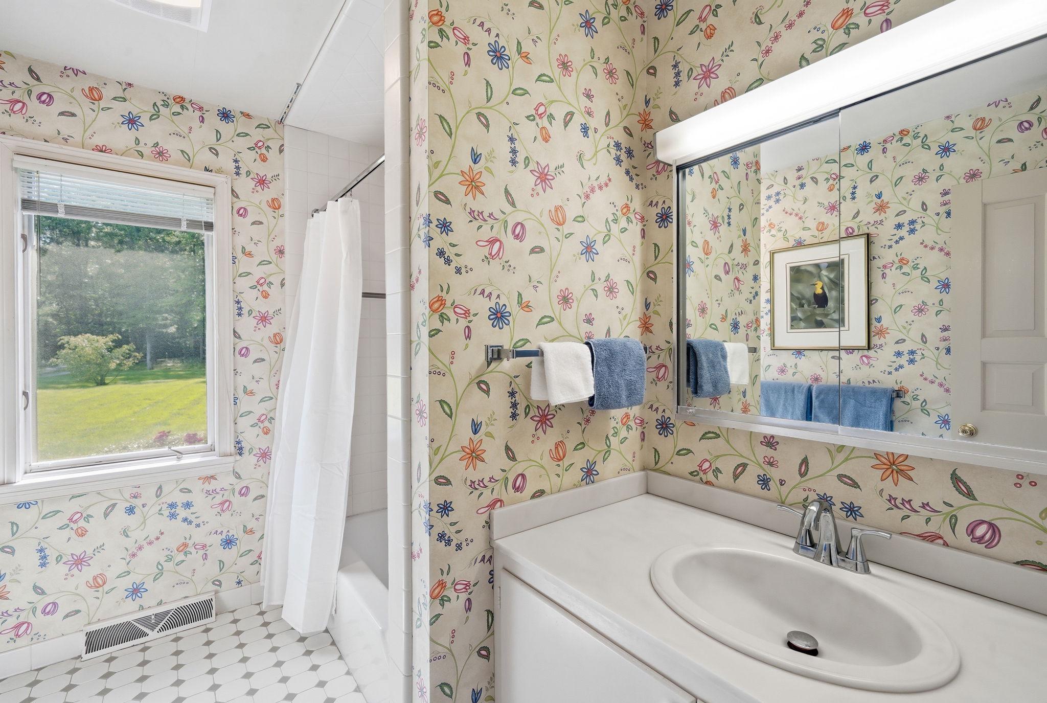 27476 TRAVELERS REST COURT
