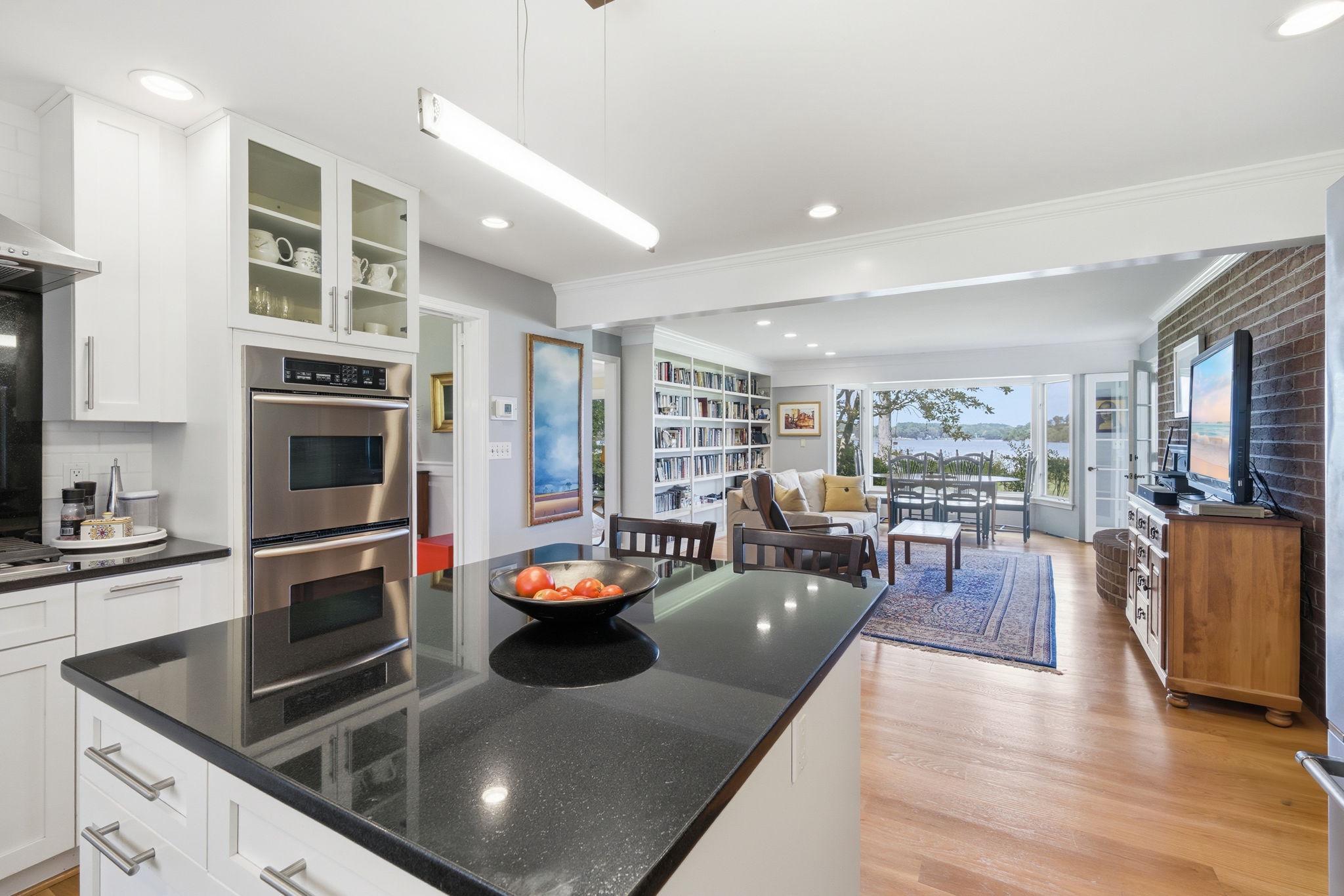 27476 TRAVELERS REST COURT