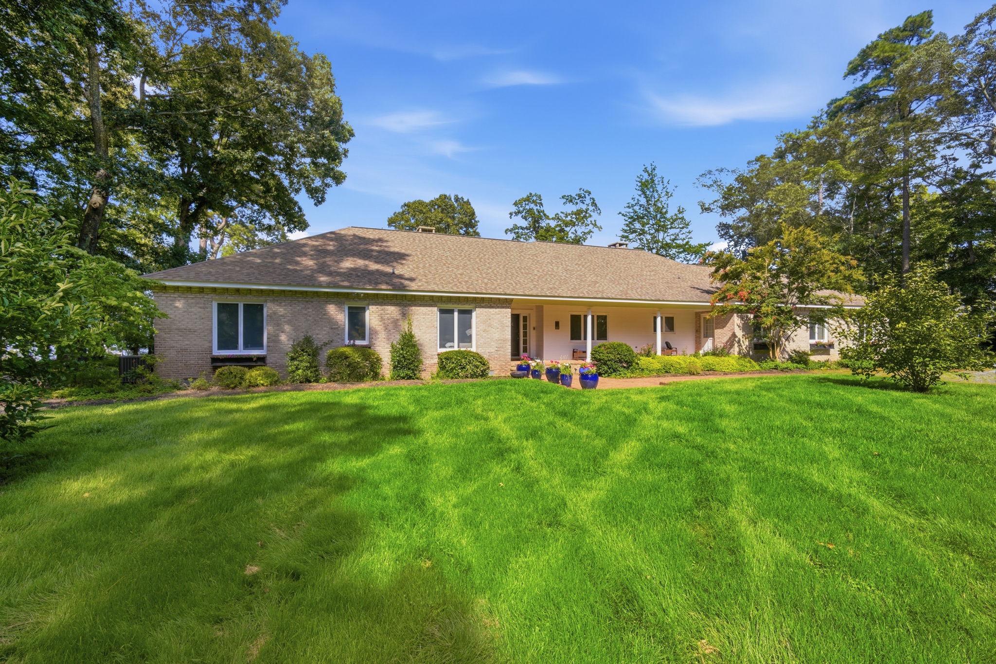 27476 TRAVELERS REST COURT