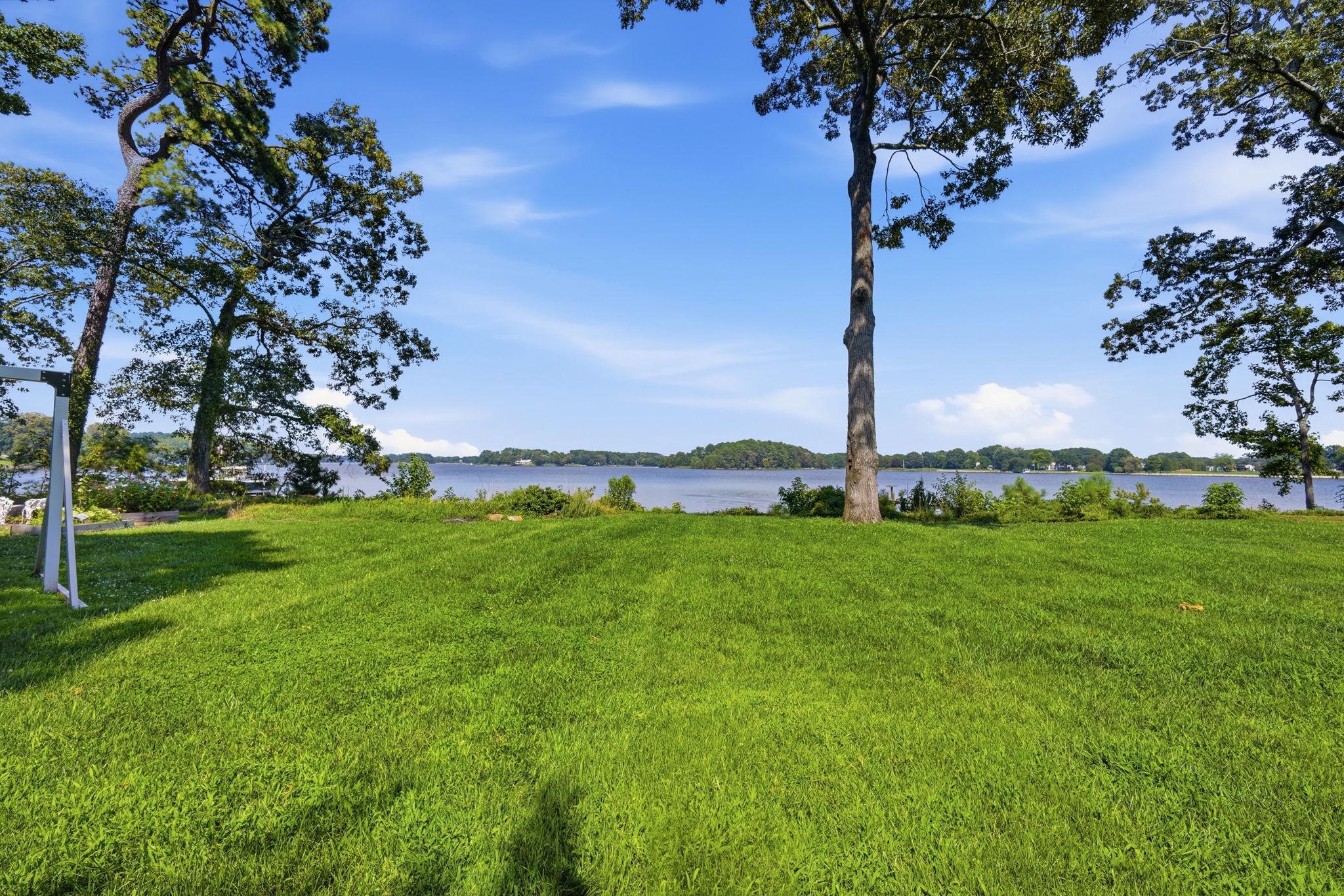 27476 TRAVELERS REST COURT